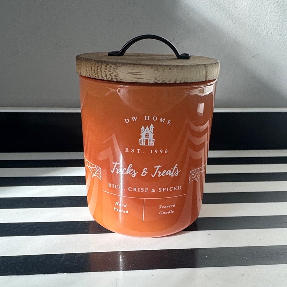DW Home candle